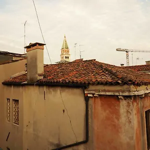  Apartment Romantic Views San Marco Italy
